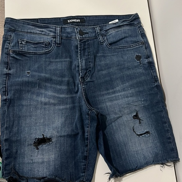 Just in time for spring break - Picture 3 of 4